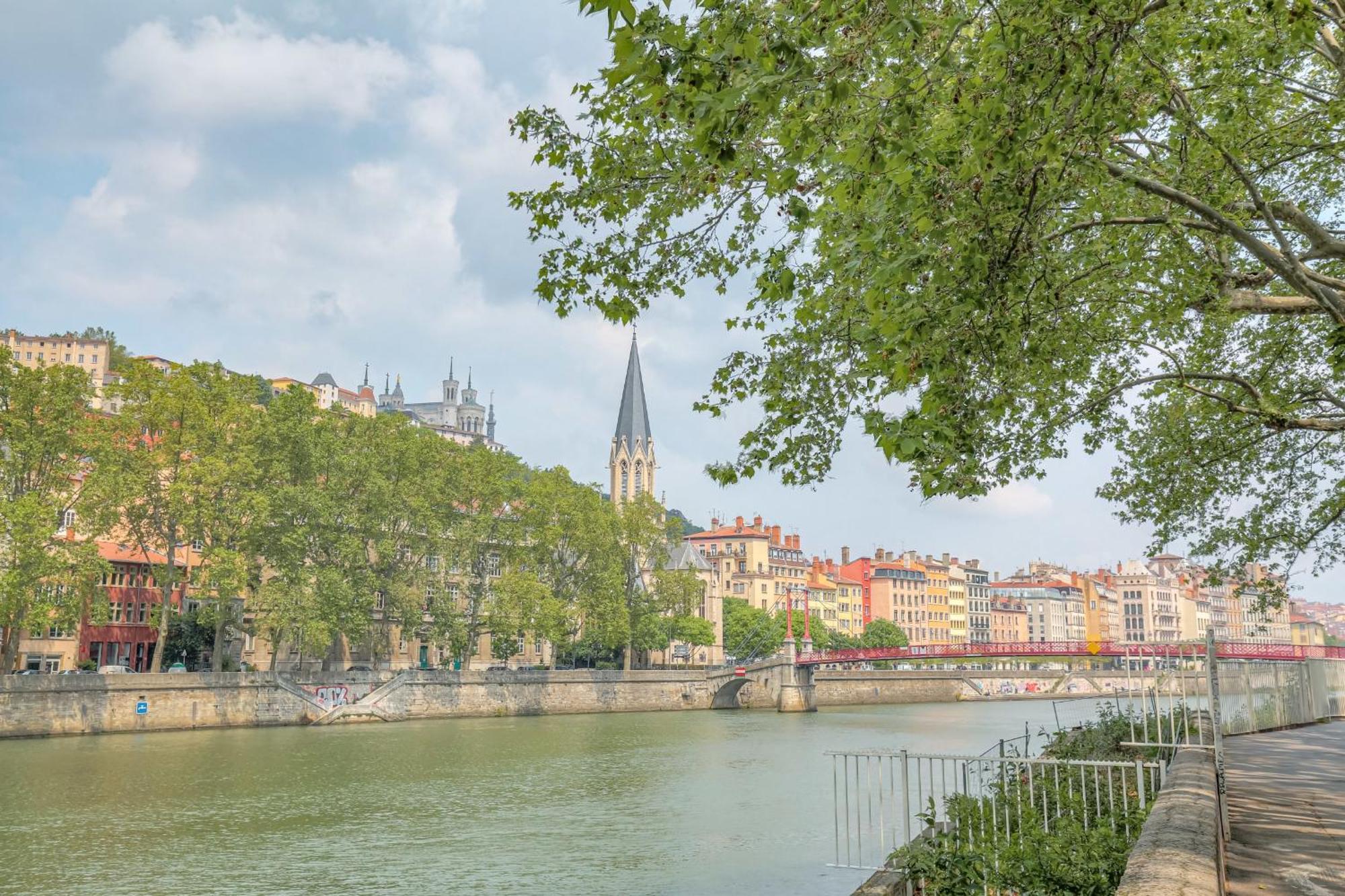 Le Calme Et Cosy Avec Parking Gratuit Leilighet Lyon Eksteriør bilde